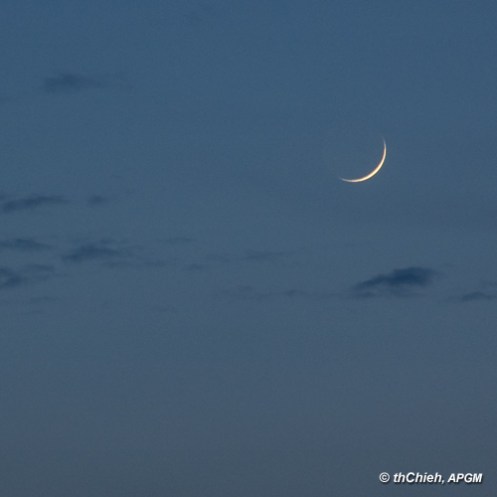 Crescent Moon by thChieh
